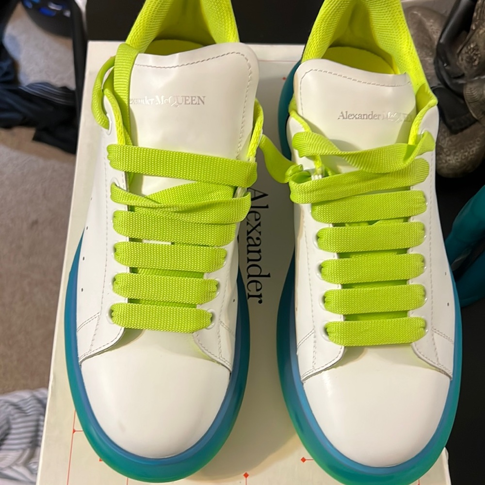 Alexander McQueen Men size 43 Like new condition worn Twice.